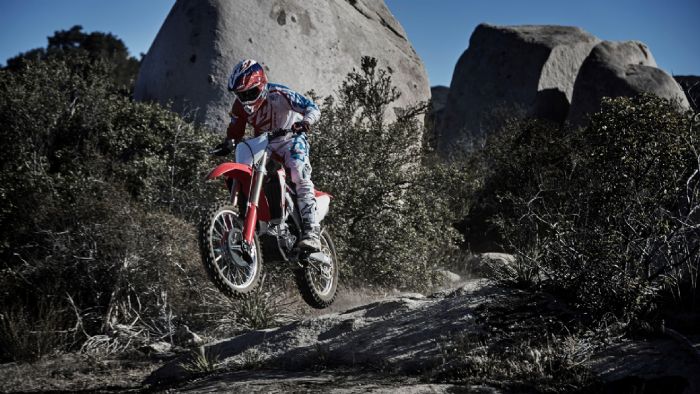 Η νέα CRF450RX 2017 της Honda. 