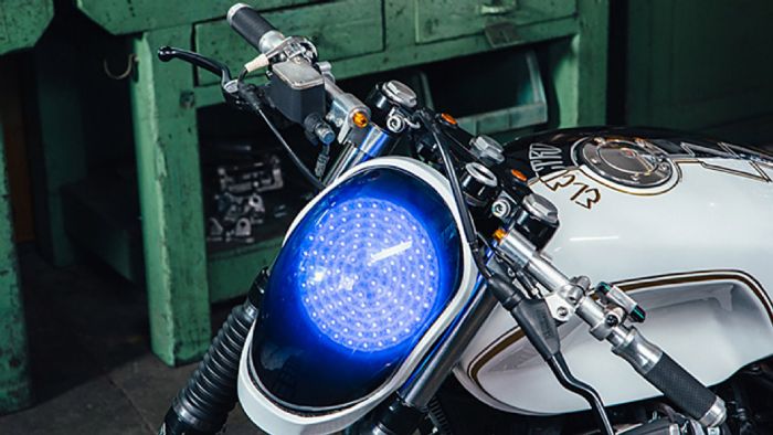 Μείναμε άφωνοι με το φανάρι-αντιγραφή του κράνους του Guy Manuel de Homem Christ Μείναμε άφωνοι με το φανάρι-αντιγραφή του κράνους του Guy Manuel de Homem Christo!