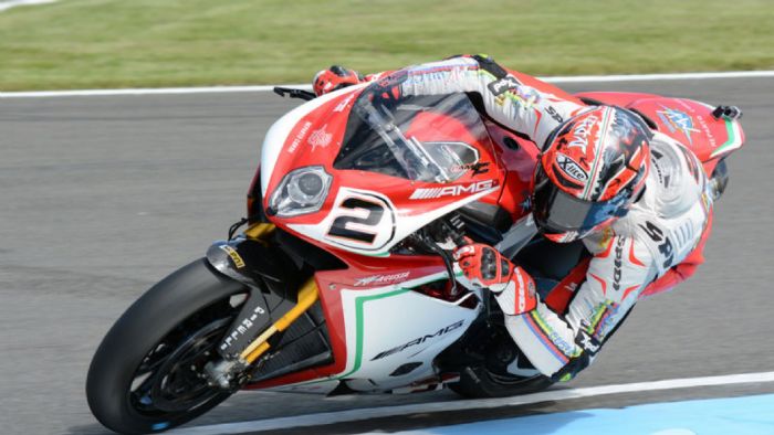 Με 20 βαθμούς έφυγε απο το Donington ο Camier Με 20 βαθμούς έφυγε απο το Donington ο Camier