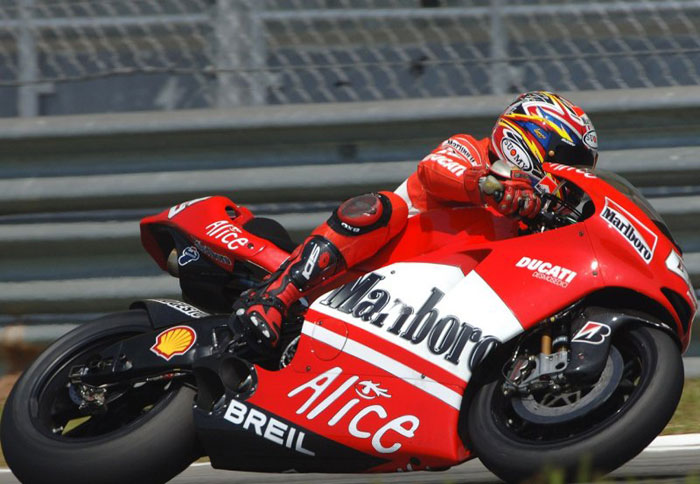 Κόκκινα τα δοκιμαστικά στην Jerez 