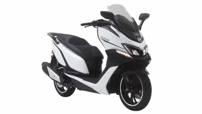 Αυτό είναι το Daelim XQ 125! 