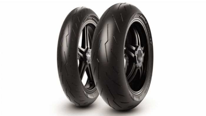 Pirelli Diablo Rosso 4 120-70/17 & 160-60/17 Pirelli Diablo Rosso 4 120-70/17 & 160-60/17