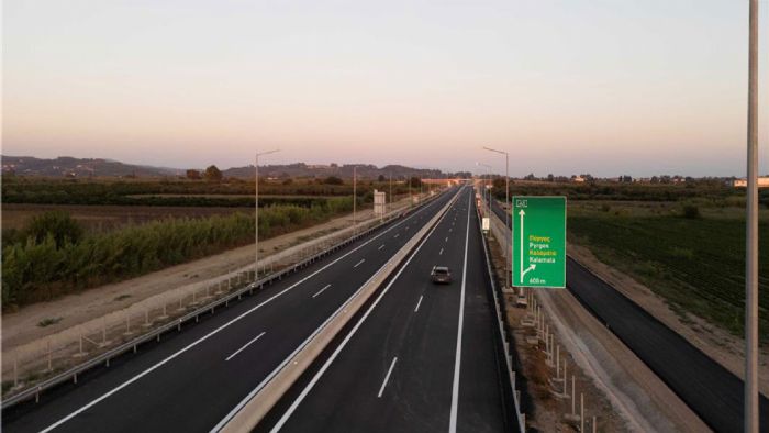Από την Παρασκευή 1 Αυγούστου 2025, στις 12:00 το μεσημέρι, τέθηκε σε λειτουργία το τμήμα Καμίνια – Πύργος, μήκους 65 χιλιομέτρων, του νέου αυτοκινητόδρομου Πατρών – Πύργου, ενισχύοντας ση