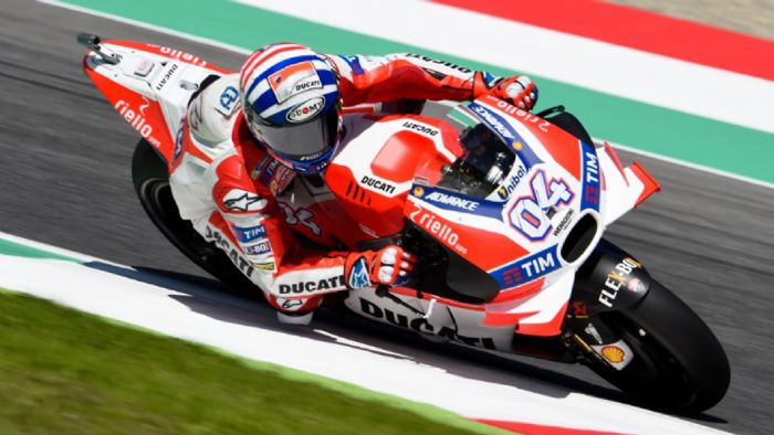 Ακόμη περισσότερη βελτίωση θα ήθελε να δει ο Andrea Dovizioso, στην αγωνιστική μ Ακόμη περισσότερη βελτίωση θα ήθελε να δει ο Andrea Dovizioso, στην αγωνιστική μοτοσυκλέτα της Ducati.