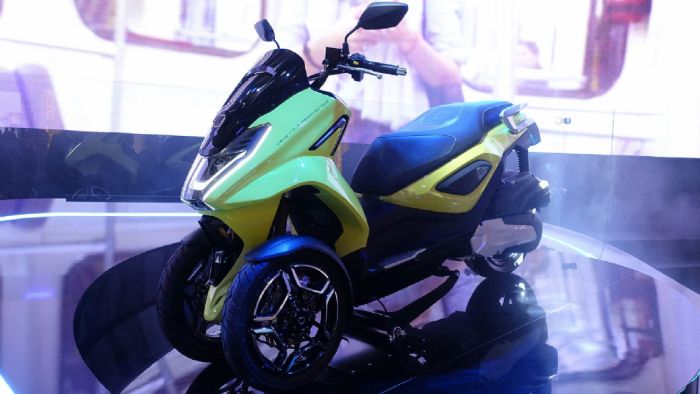 Πολύ χαμηλό ύψος σέλας για να εμπνέει εμπιστοσύνη στους αρχάριους.