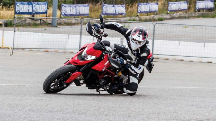 Test: Ducati Hypermotard 950