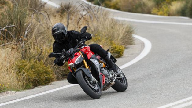 Ducati Streetfighter V2 S - Test