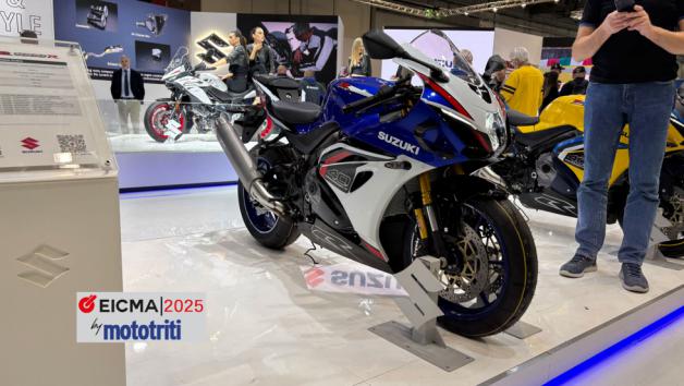 Στην EICMA 2025, η Suzuki έφερε ξανά στο προσκήνιο ένα από τα πιο εμβληματικά τη Στην EICMA 2025, η Suzuki έφερε ξανά στο προσκήνιο ένα από τα πιο εμβληματικά της μοντέλα: τη GSX-R1000R.