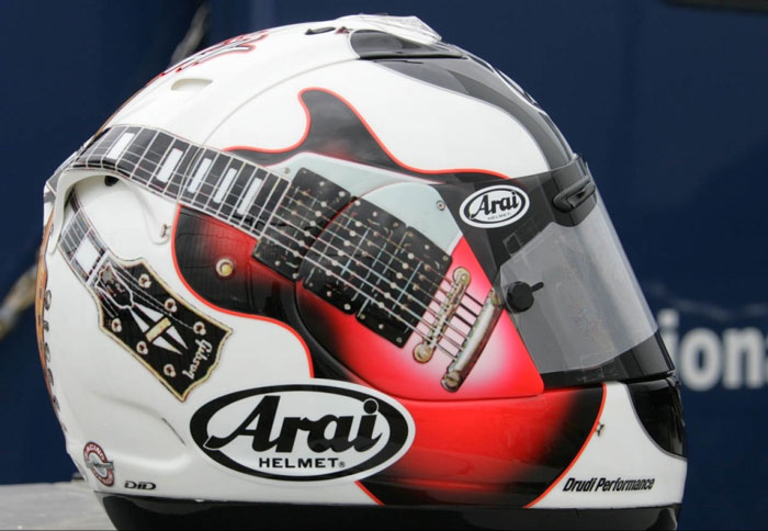 Τα “κιτς” χρώματα της Yamaha