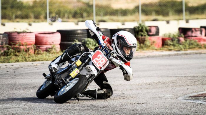 Στιγμές από τον αγώνα