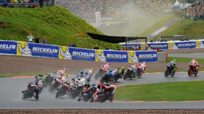 Σε μια αλλαγή προχώρησε η Dorna, στο ημερολόγιο αγώνων των Moto GP 2017. Σε μια αλλαγή προχώρησε η Dorna, στο ημερολόγιο αγώνων των Moto GP 2017.