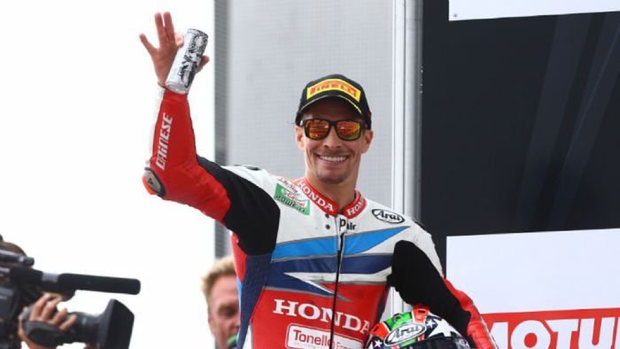Μια αγωνιστική εμφάνιση θα κάνει ο Nicky Hayden στα Moto GP, στην θέση του Jack Μια αγωνιστική εμφάνιση θα κάνει ο Nicky Hayden στα Moto GP, στην θέση του Jack Miller.