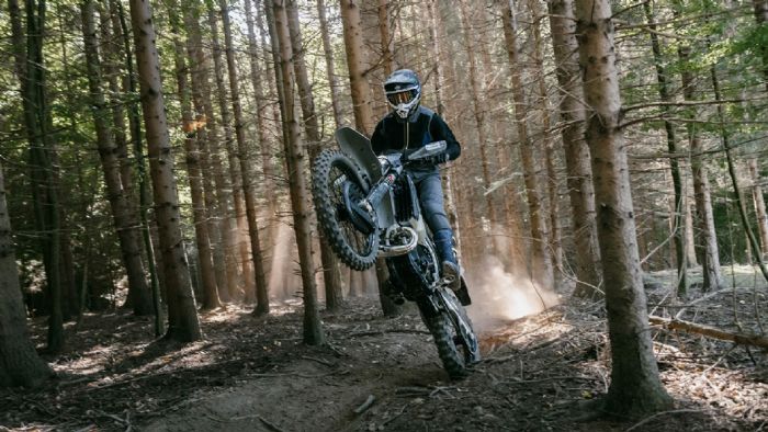 Η Husqvarna Mobility σηκώνει το πέπλο από τα νέα της μοντέλα για το 2026, παρουσιάζοντας τις TE 300 Pro και FE 350 Pro.