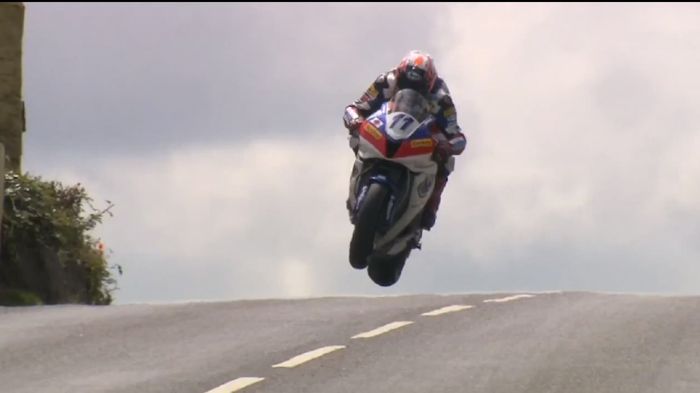 Ταχύτητα, ταχύτητα, ταχύτητα! Ακόμα πιο ψηλά ο πήχης για το 2016. Ταχύτητα, ταχύτητα, ταχύτητα! Ακόμα πιο ψηλά ο πήχης για το 2016.