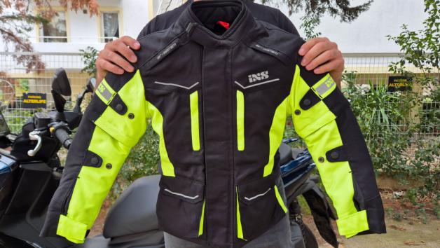 To IXS Tour Kids 1.0, είναι ένα εξαιρετικό παιδικό μπουφάν με υψηλή ποιότητα κατ To IXS Tour Kids 1.0, είναι ένα εξαιρετικό παιδικό μπουφάν με υψηλή ποιότητα κατασκευής, που προσφέρει κορυφαία προστασία.