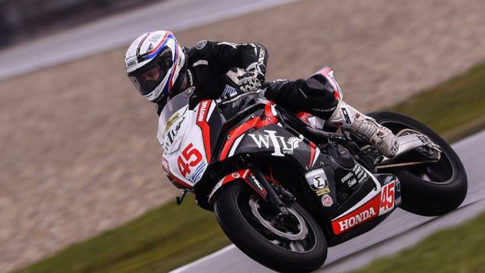 Συνεχίζεται η πορεία των αδερφών Καρακώστα στο European Junior Cup! Συνεχίζεται η πορεία των αδερφών Καρακώστα στο European Junior Cup!