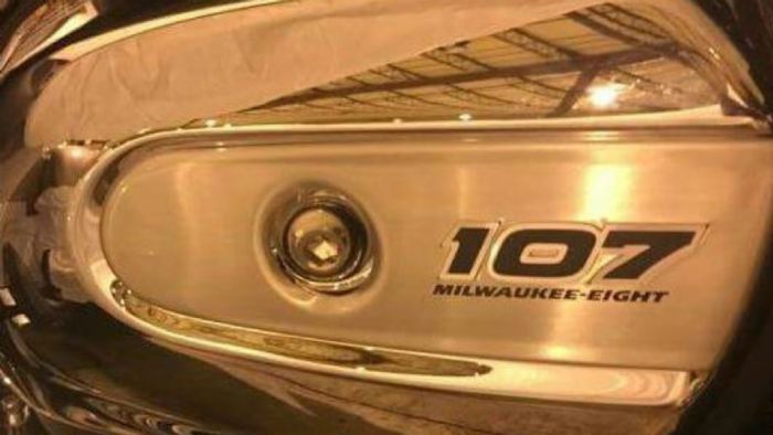 H μοναδική εικόνα που πυροδότησε τα σενάρια γύρω από τον νέο κινητήρα. H μοναδική εικόνα που πυροδότησε τα σενάρια γύρω από τον νέο κινητήρα.