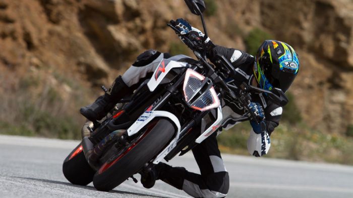 Δοκιμάζοντας το ΚΤΜ 1290 Superduke R