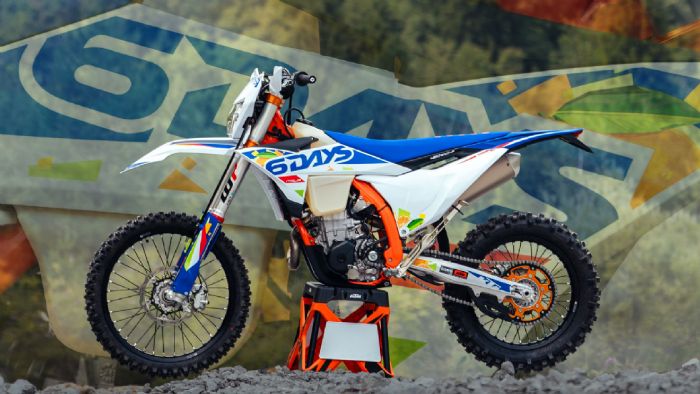 Η KTM ανακοινώνει την κυκλοφορία των ειδικών εκδόσεων EXC 6DAYS 2026, που θα φτά Η KTM ανακοινώνει την κυκλοφορία των ειδικών εκδόσεων EXC 6DAYS 2026, που θα φτάσουν στις αγορές το φθινόπωρο του 2025.