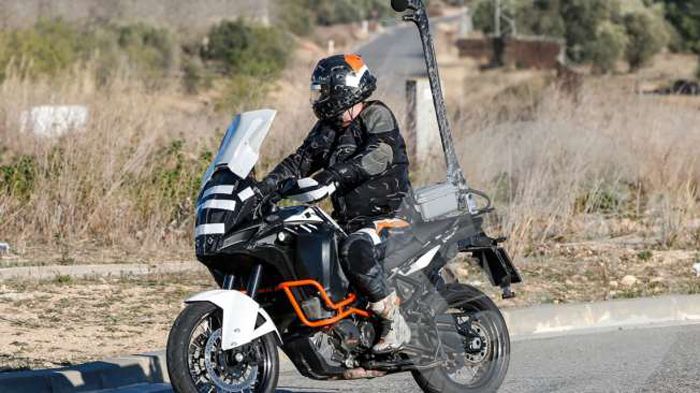 Με αισθητικές κυρίως αλλαγές το νέο 1290 Super Adventure