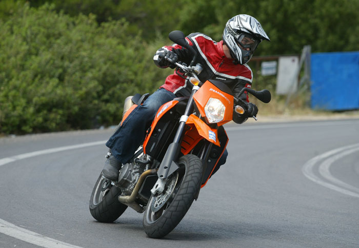 Supermoto δύναμη… του λίτρου!