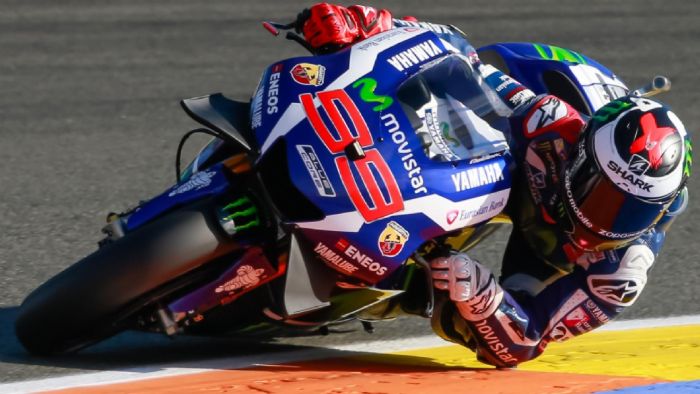 Με τον καλύτερο τρόπο κλείνει τον κύκλο του στην Movistar Yamaha o Jorge Lorenzo Με τον καλύτερο τρόπο κλείνει τον κύκλο του στην Movistar Yamaha o Jorge Lorenzo.