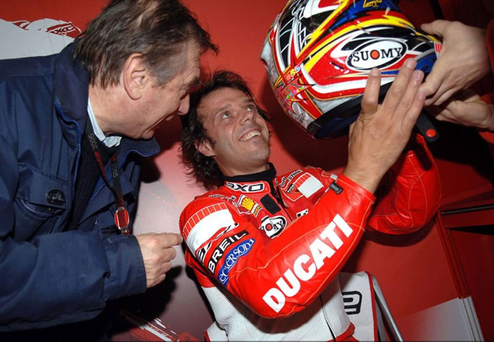 Ο Capirossi για την Clinica Minolta