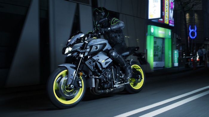 Το εντυπωσιακό MT-10, για πρώτη φορά στην Ελλάδα. 