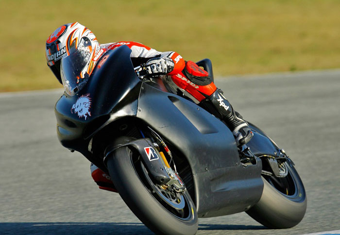 Ο Melandri εγκλιματίζεται στη Ducati