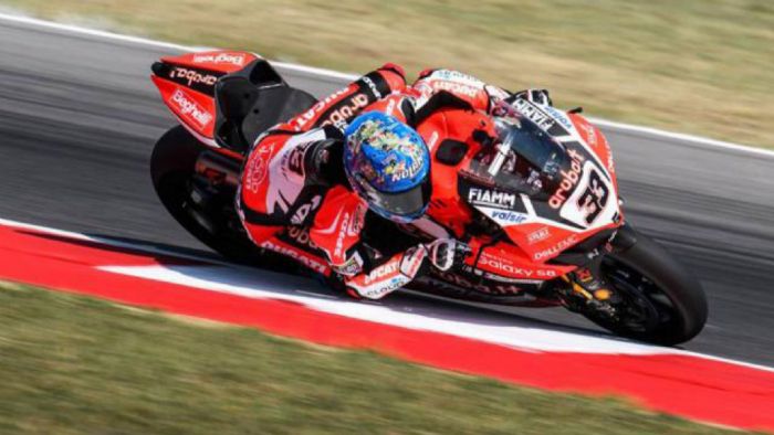 O Melandri χάρισε μια εντός έδρας νίκη στον εαυτό του και στην ομάδα του O Melandri χάρισε μια εντός έδρας νίκη στον εαυτό του και στην ομάδα του