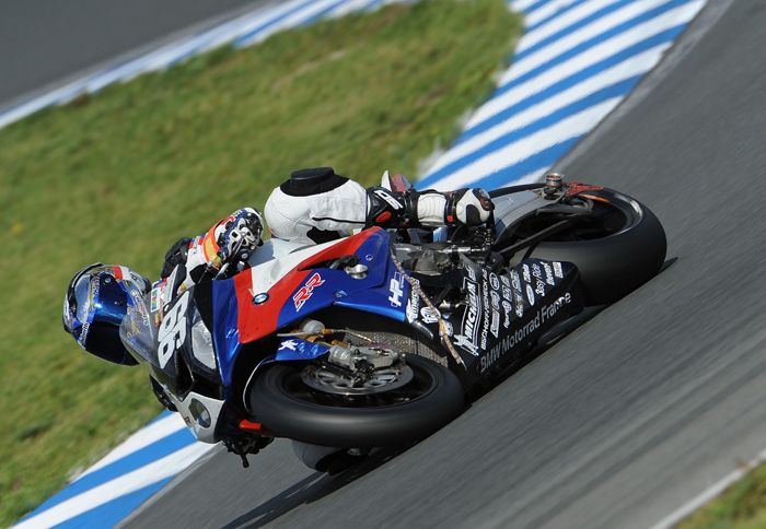 Λύσεις με επιδόσεις, που παρέχουν πρόσφυση, χιλιομετρική απόδοση και ευχρηστία, επέτρεψαν στους πιλότους να είναι σταθεροί στους χρόνους τους.