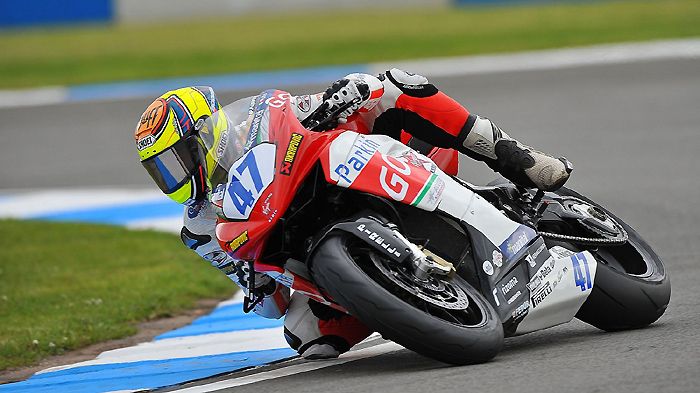 Τον περασμένο Μάιο ο Roberto Rolfo με την F3 675 έδωσε στην MV Agusta το πρώτο τ Τον περασμένο Μάιο ο Roberto Rolfo με την F3 675 έδωσε στην MV Agusta το πρώτο της βάθρο σε παγκόσμιο πρωτάθλημα έπειτα από 37 χρόνια!