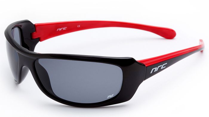 Τα Nerocorsa Z1 1PR θα τα βρείτε στην τιμή των 49 ευρώ στην E-Moto. Περισσότερα στο τηλ. 210 -8252303.