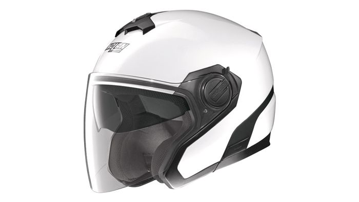 Το Nolan N-40 Special N-Com θα το βρείτε στην τιμή των 179 ευρώ στην ΜΠΑΞΕΒΑΝΗΣ. Περισσότερα στο τηλ. 210-9237000.