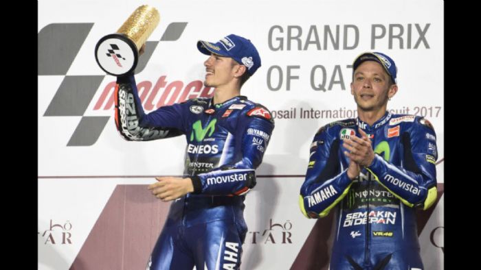 Ο Vinales στο ψηλότερο σκαλί του βάθρου Ο Vinales στο ψηλότερο σκαλί του βάθρου