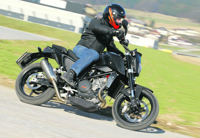 Στα σκαριά το KTM 690 Duke 2012 Στα σκαριά το KTM 690 Duke 2012