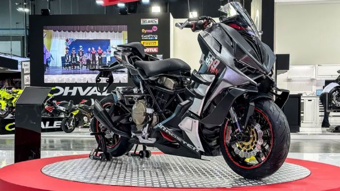 Η QJ Motor ετοιμάζεται να εισέλθει δυναμικά στην κατηγορία των maxi-scooter υψηλών επιδόσεων, παρουσιάζοντας ένα νέο μοντέλο που μοιάζει εντυπωσιακά με το Italjet Dragster 700.