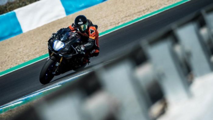 Yamaha: Ετοιμάζει τετρακύλινδο 250άρι;