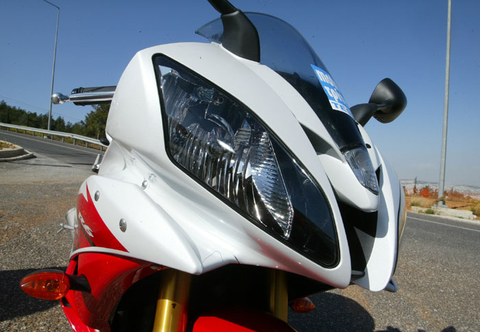 Δοκιμάσαμε την νέα Yamaha YZF-R6 Δοκιμάσαμε την νέα Yamaha YZF-R6