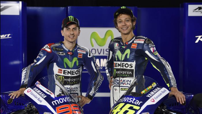 Ικανοποιημένοι από το 1-2 και έτοιμοι για τον επόμενο γύρο οι Jorge Lorenzo και Ικανοποιημένοι από το 1-2 και έτοιμοι για τον επόμενο γύρο οι Jorge Lorenzo και Valentino Rossi.