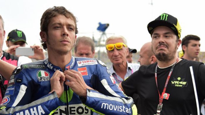 Φανερά απογοητευμένος ο Valentino Rossi ελπίζει σε καλές καιρικές συνθήκες στην Φανερά απογοητευμένος ο Valentino Rossi ελπίζει σε καλές καιρικές συνθήκες στην Αυστραλία.