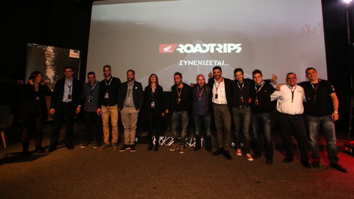 Αναμνηστική φωτογραφία από το τέλος της εκδήλωσης... Αναμνηστική φωτογραφία από το τέλος της εκδήλωσης...