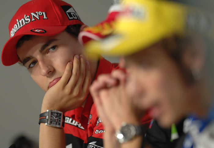 Στο Τορίνο η νέα Yamaha M1 Στο Τορίνο η νέα Yamaha M1