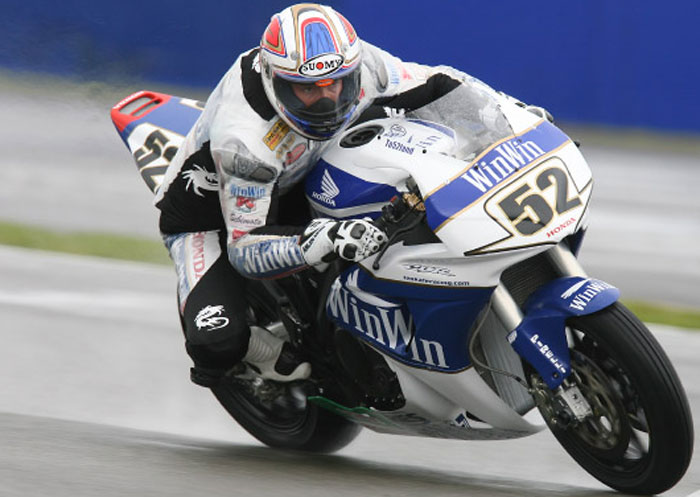 Μάχες για τη δεύτερη θέση στα WSBK