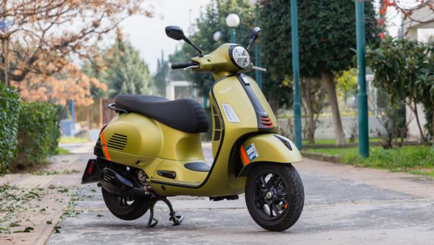 Piaggio Λυμπερόπουλος: Vespa GTS με 30 άτοκες δόσεις ή δώρα αξίας έως 760 ευρώ  