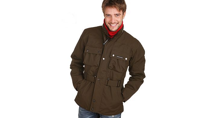 Το Tucanourbano Urbis θα το βρείτε στην τιμή των 237 ευρώ στην Μπαξεβάνης. Περισσότερα στο τηλ. 210-9237000.