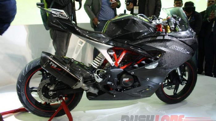 Ολόσωμο carbon fairing χωρίς φινίρισμα για το Akula. Ολόσωμο carbon fairing χωρίς φινίρισμα για το Akula.