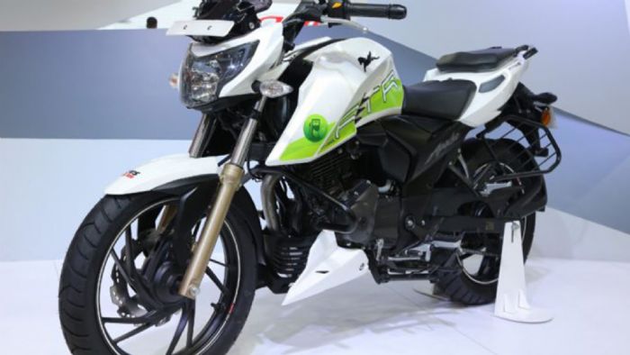 H TVS Apache RTR που κινείται με αιθανόλη.