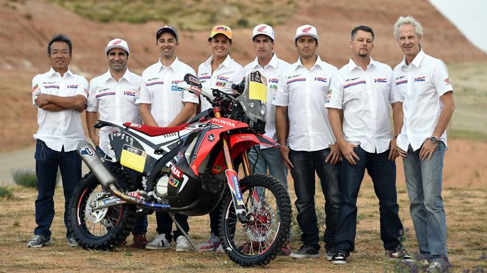 Δυναμώνει κι άλλο την ήδη κορυφαία ομάδα της η Honda, που θέλει τίτλο στο Dakar. Κι όταν η Honda θέλει κάτι, αργά η γρήγορα...