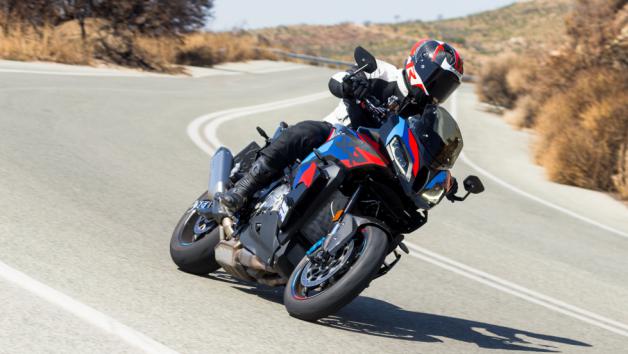 BMW M 1000 XR - Έκρηξη αδρεναλίνης στους απανταχού petrolheads. BMW M 1000 XR - Έκρηξη αδρεναλίνης στους απανταχού petrolheads.